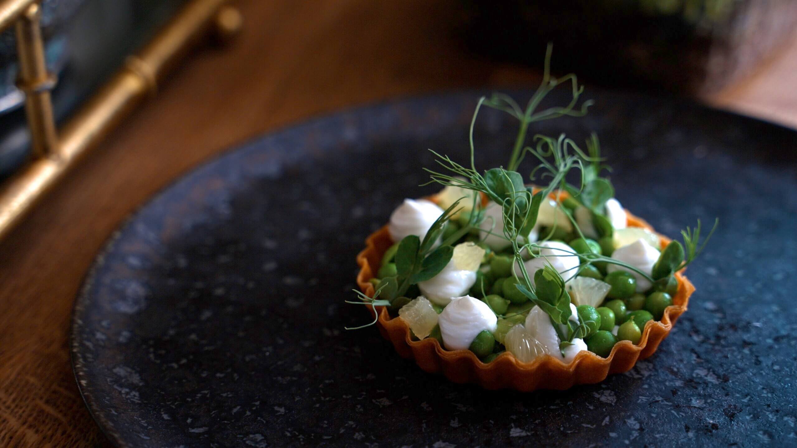 tart with peashoots